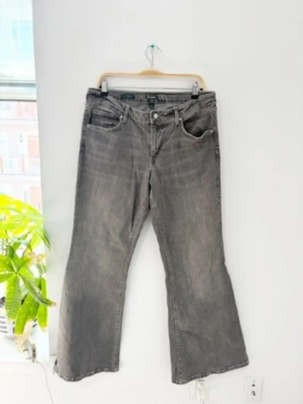 Wild Fable Gray Mid Rise Flare Jeans Size 14 - Picture 1 of 7